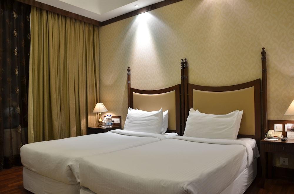 Country & By Radisson, Delhi Satbari Station touristique