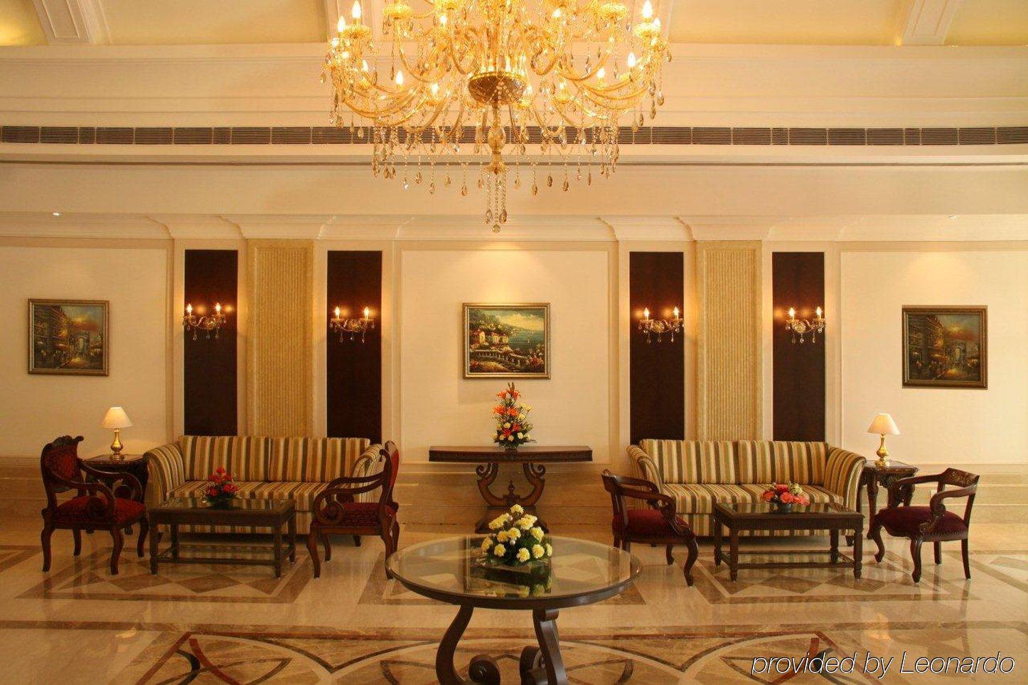 Station touristique Country & By Radisson, Delhi Satbari
