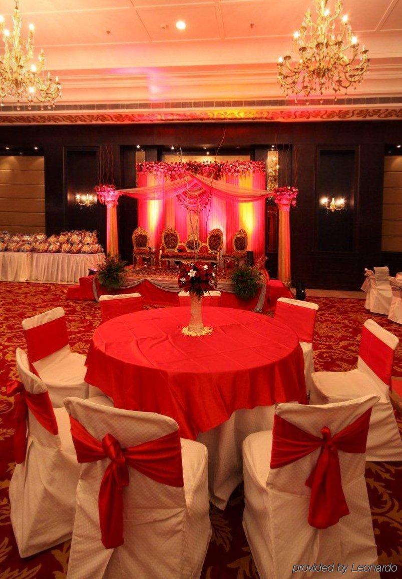 Station touristique Country & By Radisson, Delhi Satbari New Delhi