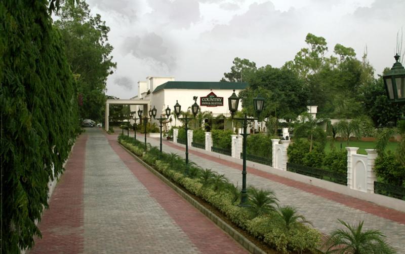 Station touristique Country & By Radisson, Delhi Satbari 4*